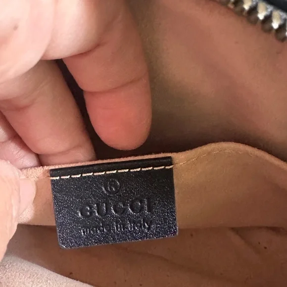 Gucci Marmont Black and Gold Mini Belt Bag - Picture 2 of 6